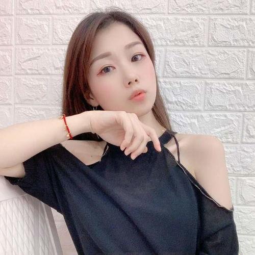 网红吃瓜主播叫什么名字,揭秘网红吃瓜主播的独特魅力 第2张 网红吃瓜主播叫什么名字,揭秘网红吃瓜主播的独特魅力 第2张