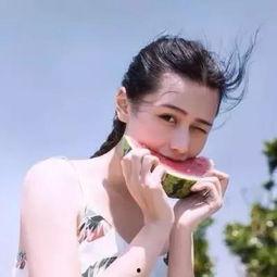 吃瓜女网红,揭秘网络红人的幕后生活