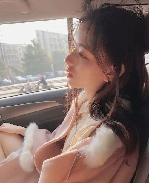 吃瓜女网红,揭秘网络红人的幕后生活 第2张 吃瓜女网红,揭秘网络红人的幕后生活 第2张