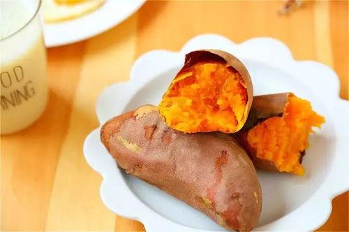重庆烤红薯爆料视频最新,一口咬下满嘴香！