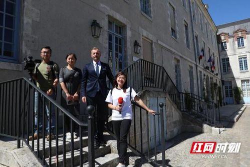 高州网红吃瓜事件视频曝光,视频曝光引发网友热议