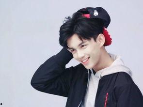 娱乐圈爆料客三石弟弟,揭秘三石弟弟的幕后故事  第2张 娱乐圈爆料客三石弟弟,揭秘三石弟弟的幕后故事  第2张